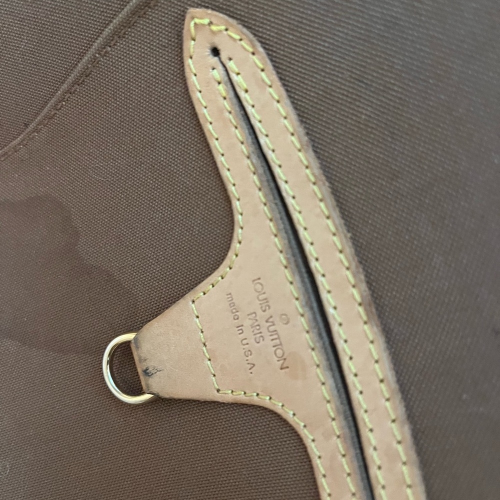 Authentic LV bag - Picture 6 of 10